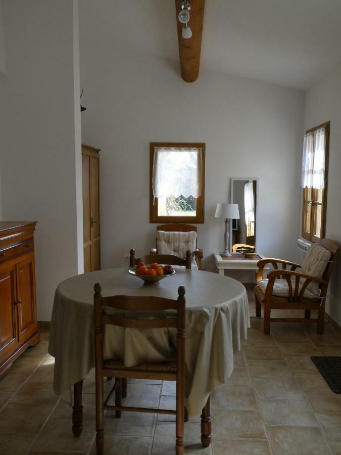 Les Biguieres Guest House Maubec  Exterior foto